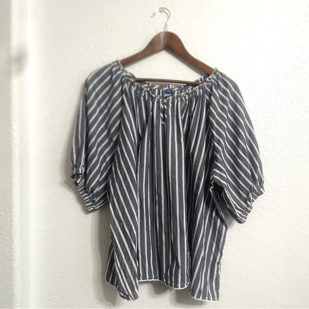 Old Navy Womens Shirt Blouse Blue White Stripe Scallop Hem Keyhole Size XXL